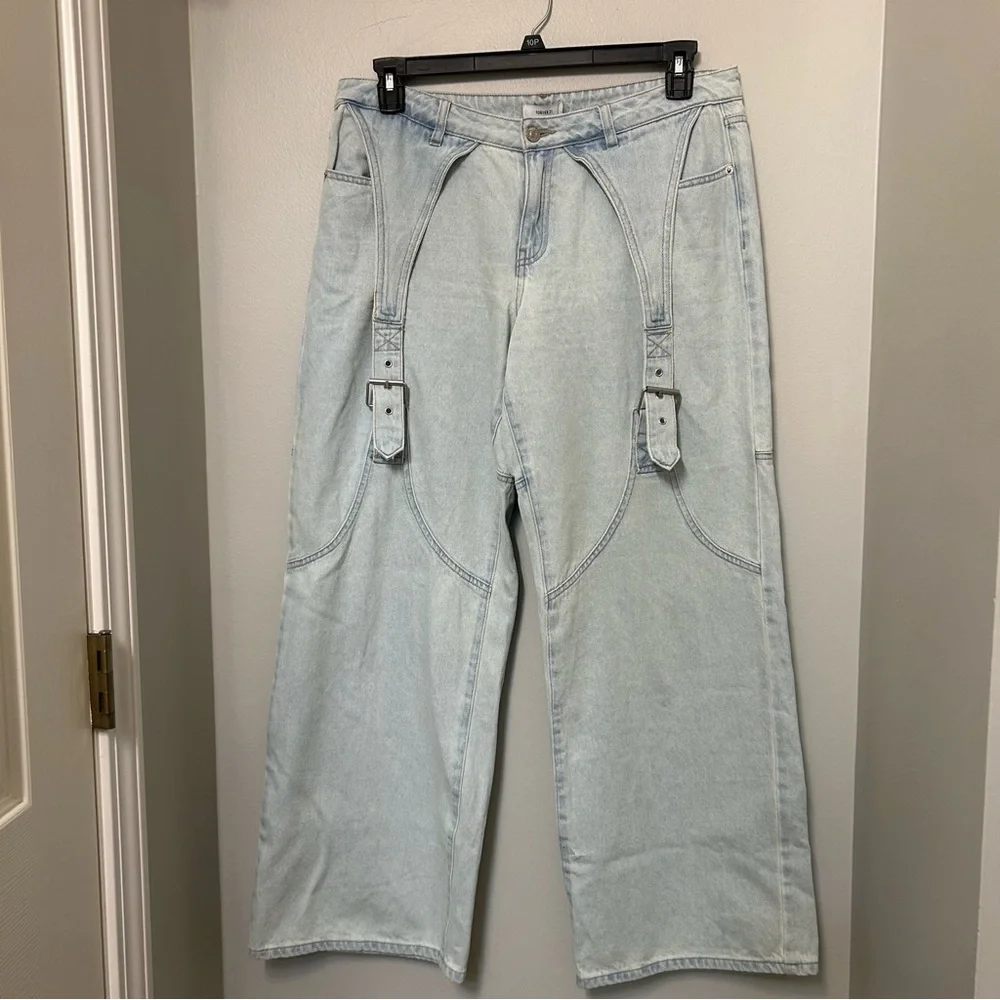Forever 21 Women 30 Mom Low‎ Rise Light Wash Denim Baggy Buckled Jeans EUC Boho